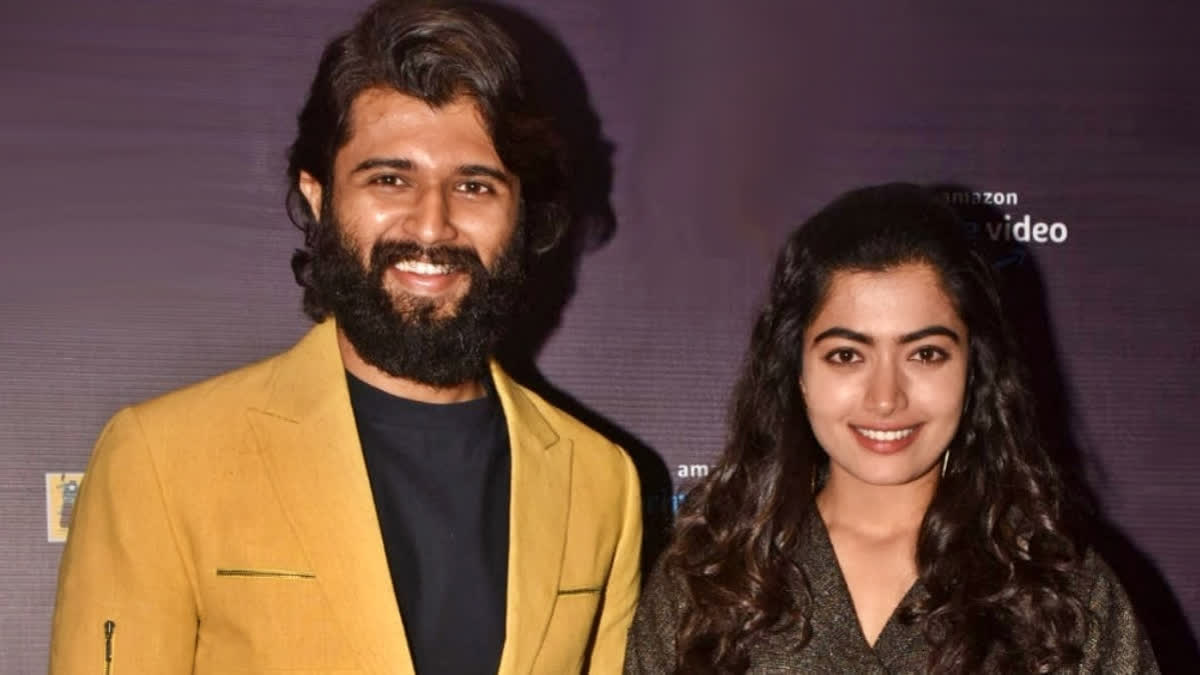 സിംപിൾ ലുക്കിലും പിടികൂടി ആരാധകർ! ന്യൂ ഇയർ ട്രിപ്പിൽ ഒരുമിച്ച് വിജയും രശ്മികയും